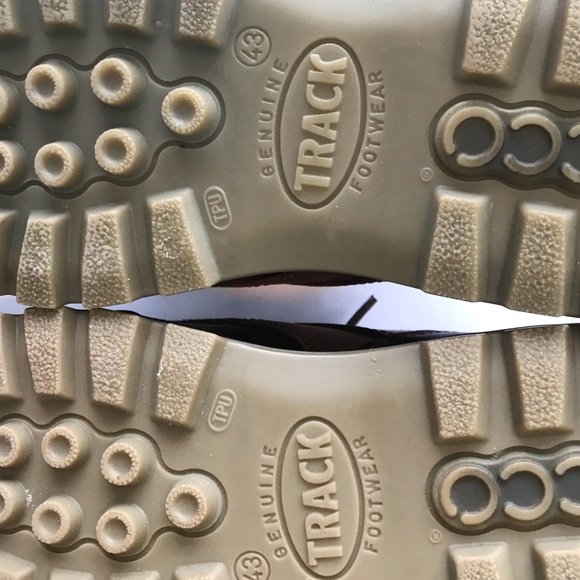 SOLD ECCO Men's Track II Low Goretex Hiking Shoes - Picture 6 of 6